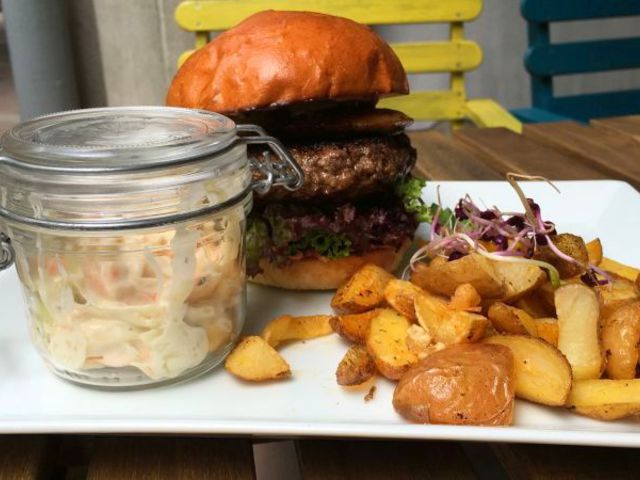 BpBurger (191) – Moonshiner’s Pub