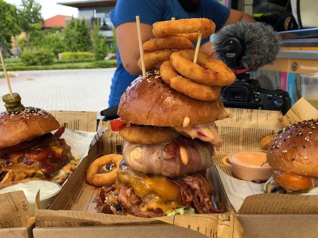 Burger Bár-hol, de most új helyen
