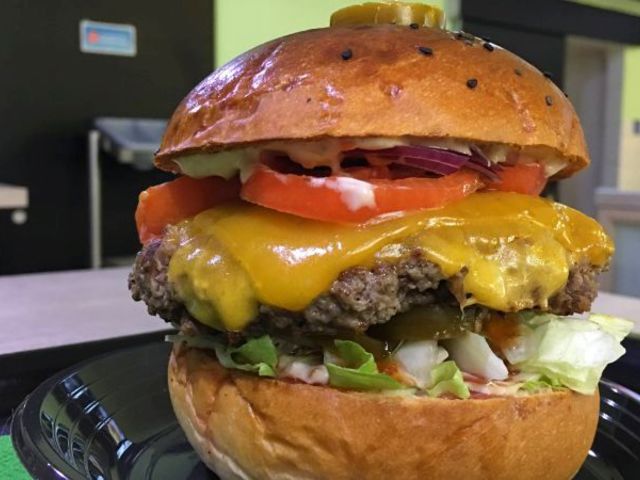 BpBurger (208) - Chili's Burger