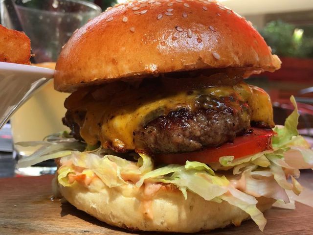 BpBurger (224) - Frankie's Bistro