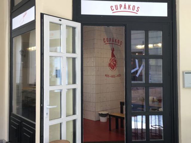 BpBurger (222) - Cupákos