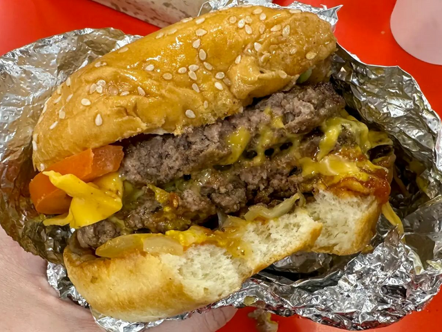 Five Guys, Bécs