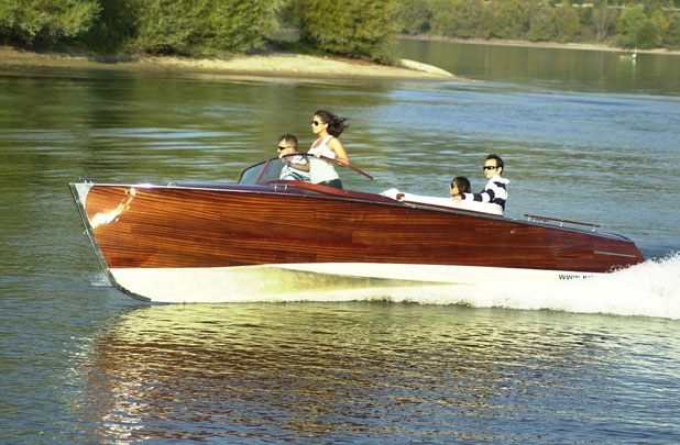 130104classicboat5.jpg