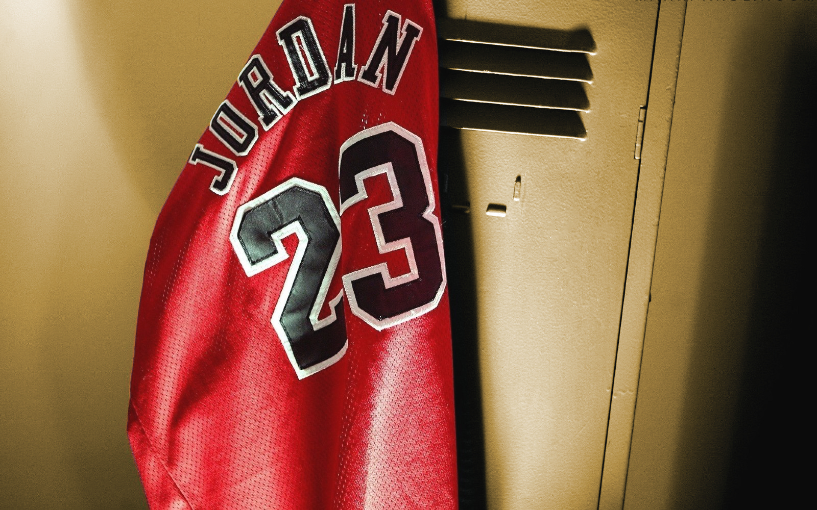 Hogyan lett Michael Jordan a világ leggazdagabb sportolója?