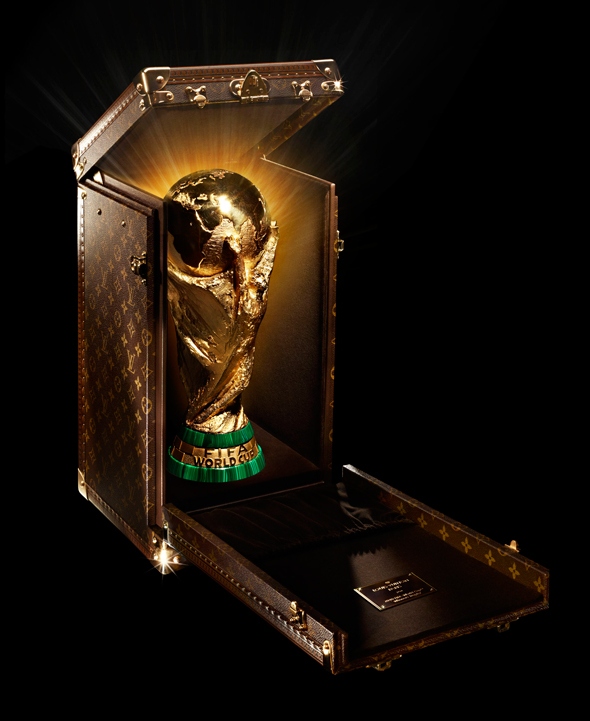 louis-vuitton-fifa-world-cup01.jpg