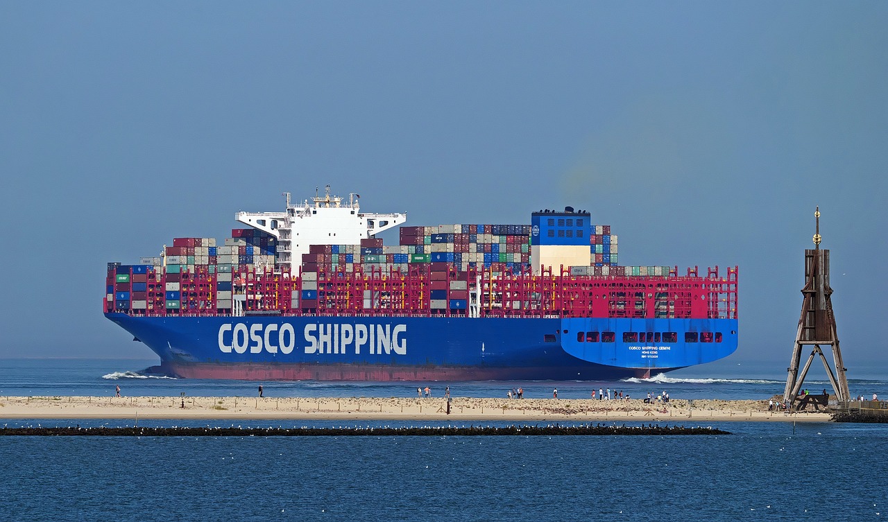 container-ship-5741631_1280.jpg