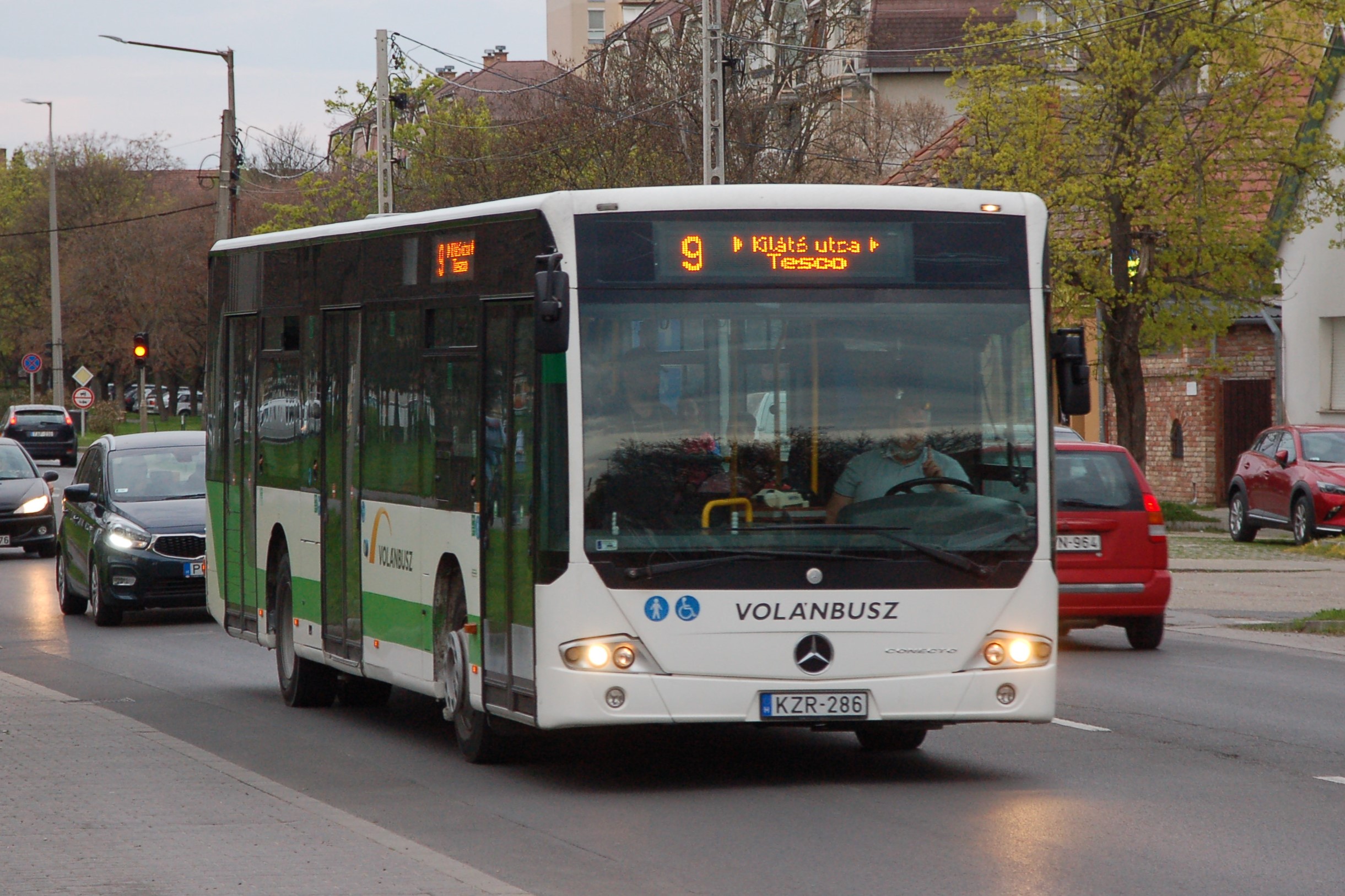 kzr286-2.JPG