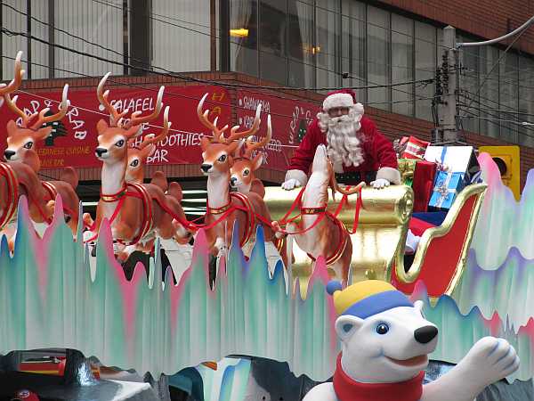 santa_claus_parade_toronto_2009_2.jpg