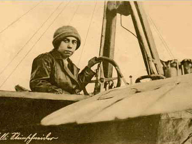 Az első magyar pilótanő