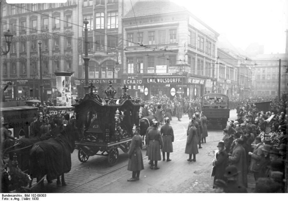 bundesarchiv_bild_102_09303_berlin.jpg