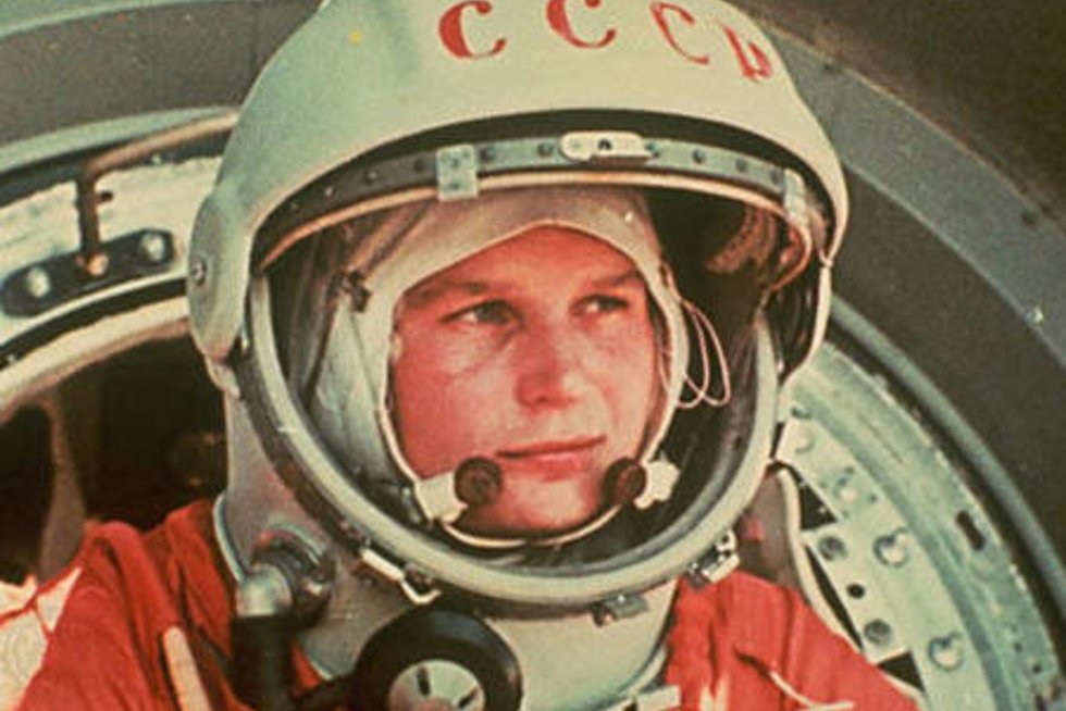 gagarin-szines.jpg