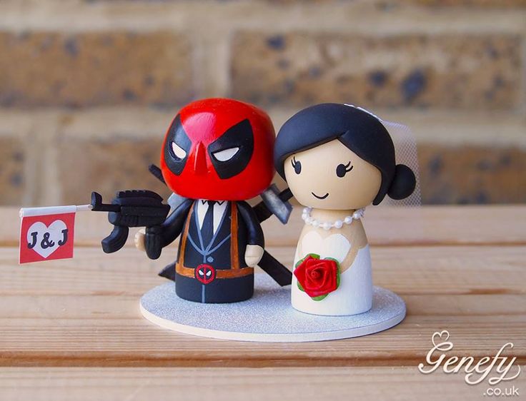 ab3d0ee2acb178f10f2c9ccba54d2d8c--geek-wedding-wedding-cake.jpg