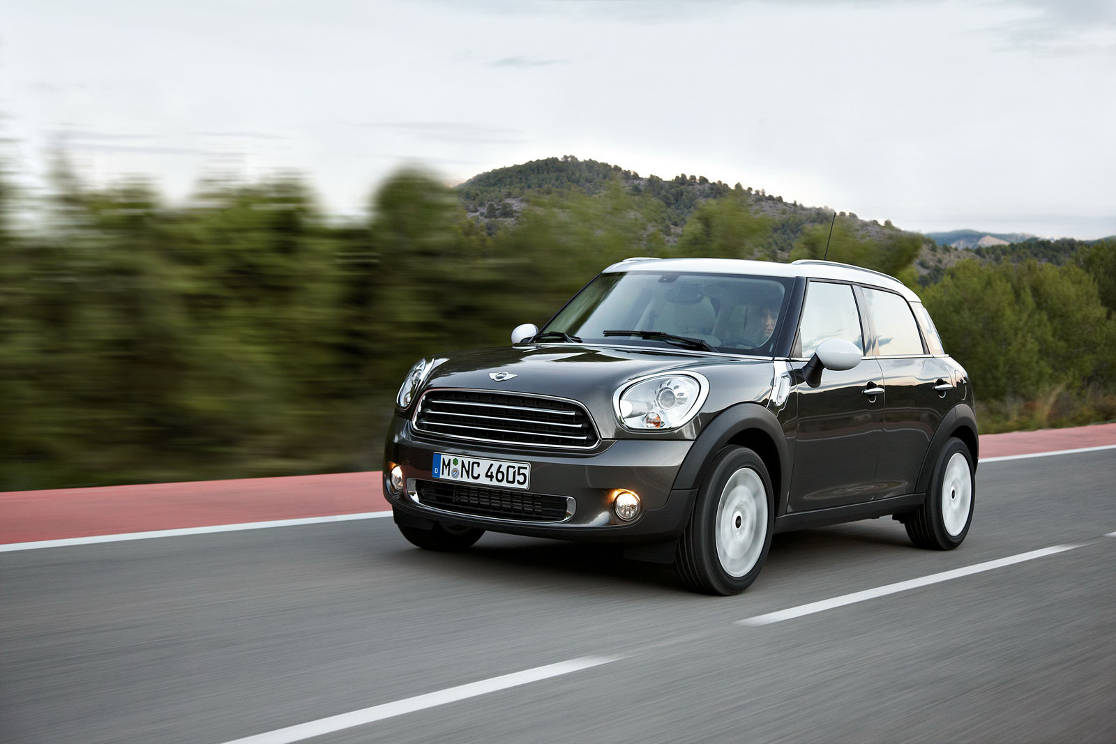 2011-MINI-Countryman-54.jpg