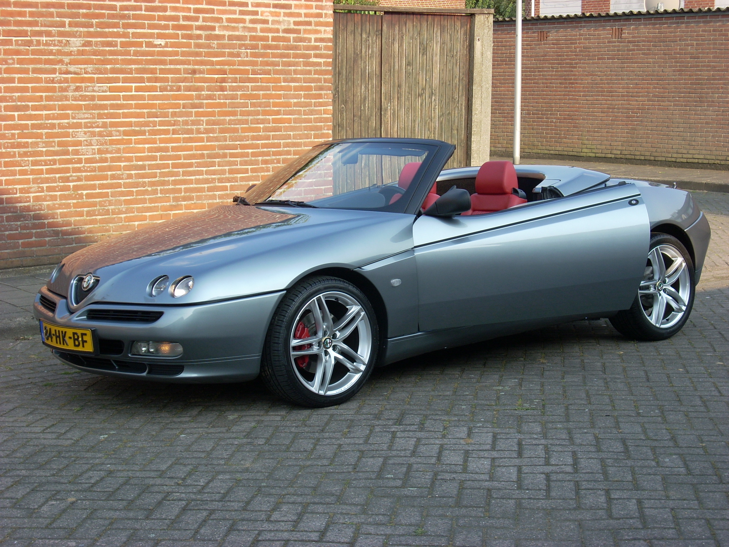 Alfa_Romeo_Spider_Meteora.jpg