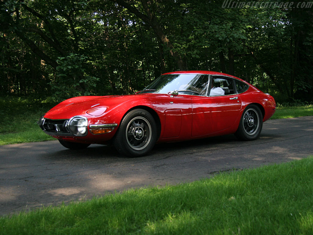 Toyota 2000GT 1.jpg