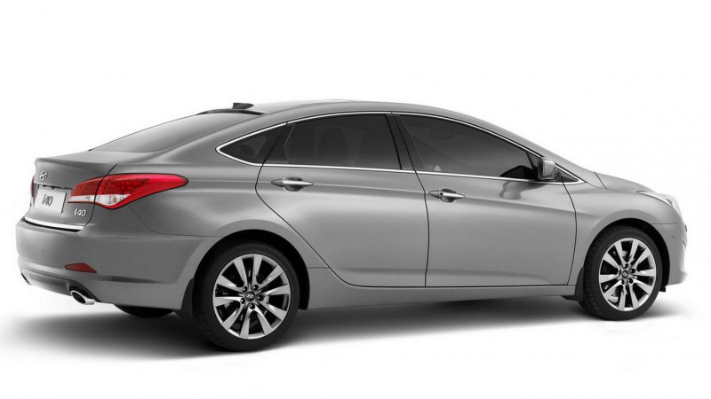 hyundai-i40-sedan-3_medium.jpg