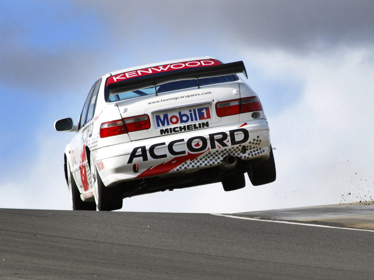 honda_accord-btcc-1995-98_r6_jpg.jpg