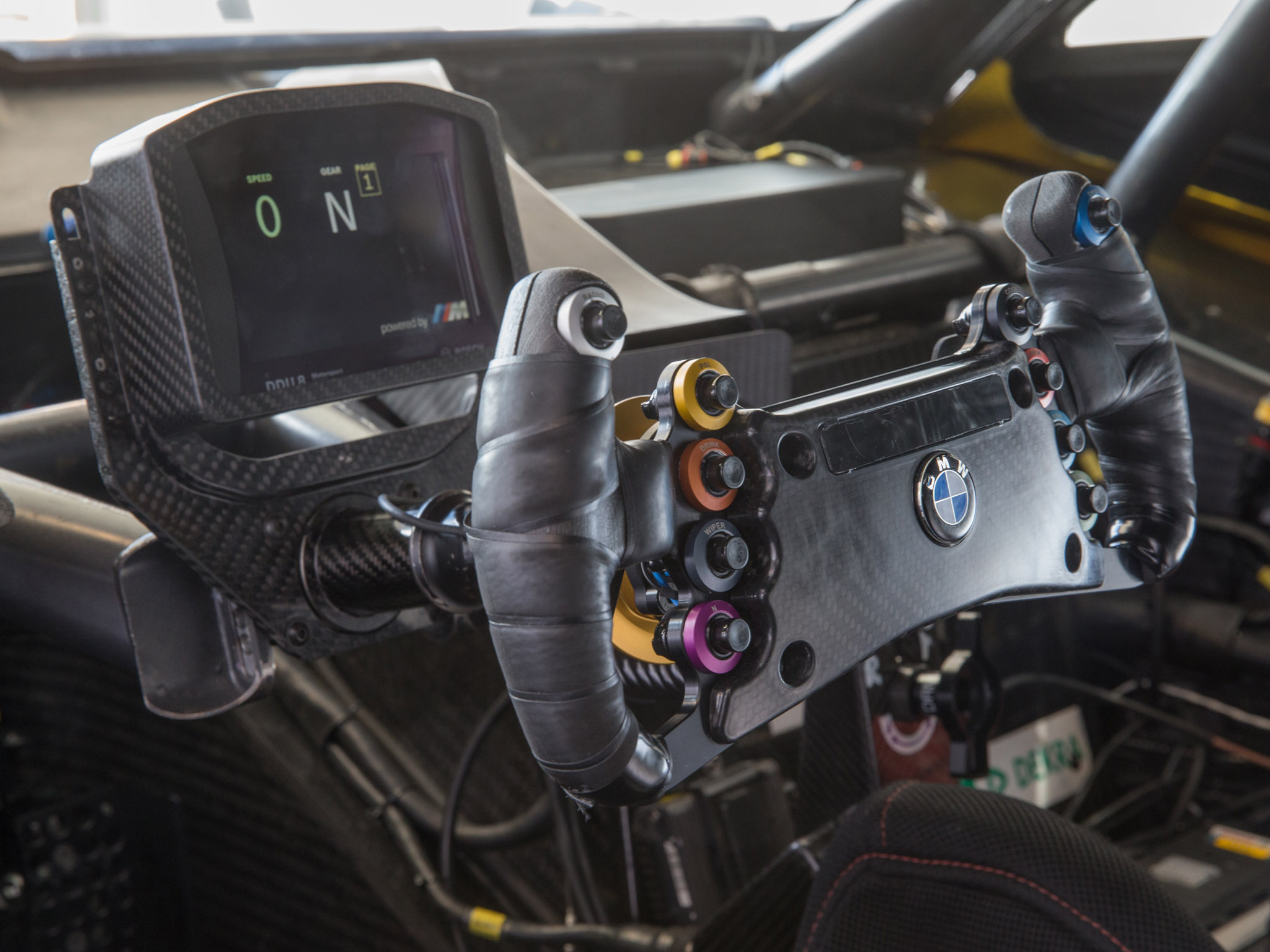 bmw_m4-dtm-2014_r1_jpg.jpg