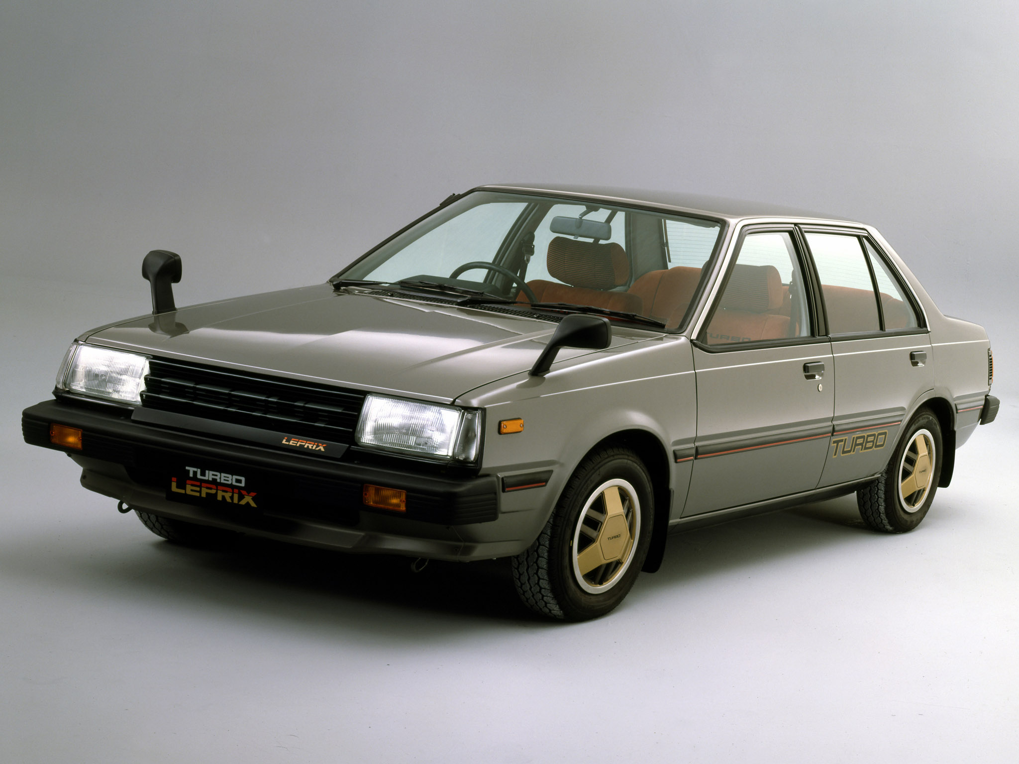 nissan_sunny-turbo-leprix-sedan-jdm-b11-1982-85_r5_jpg.jpg