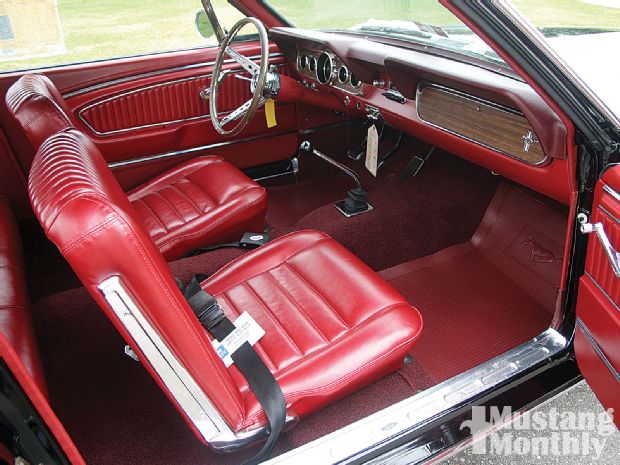 mump_1003_03_1966_mustang_red_leather_interior.jpg