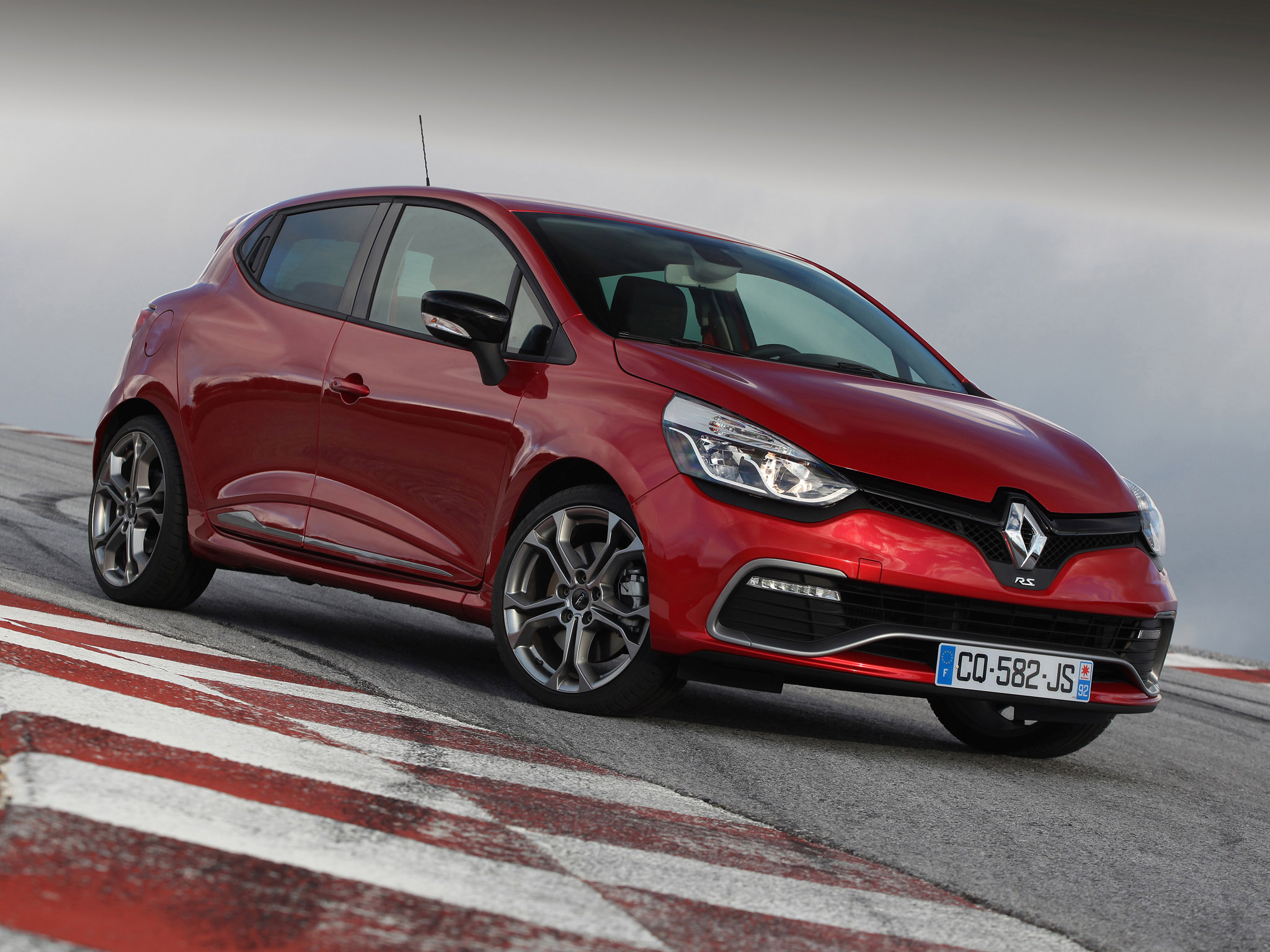 renault_clio-r-s-200-2013_r25_jpg.jpg