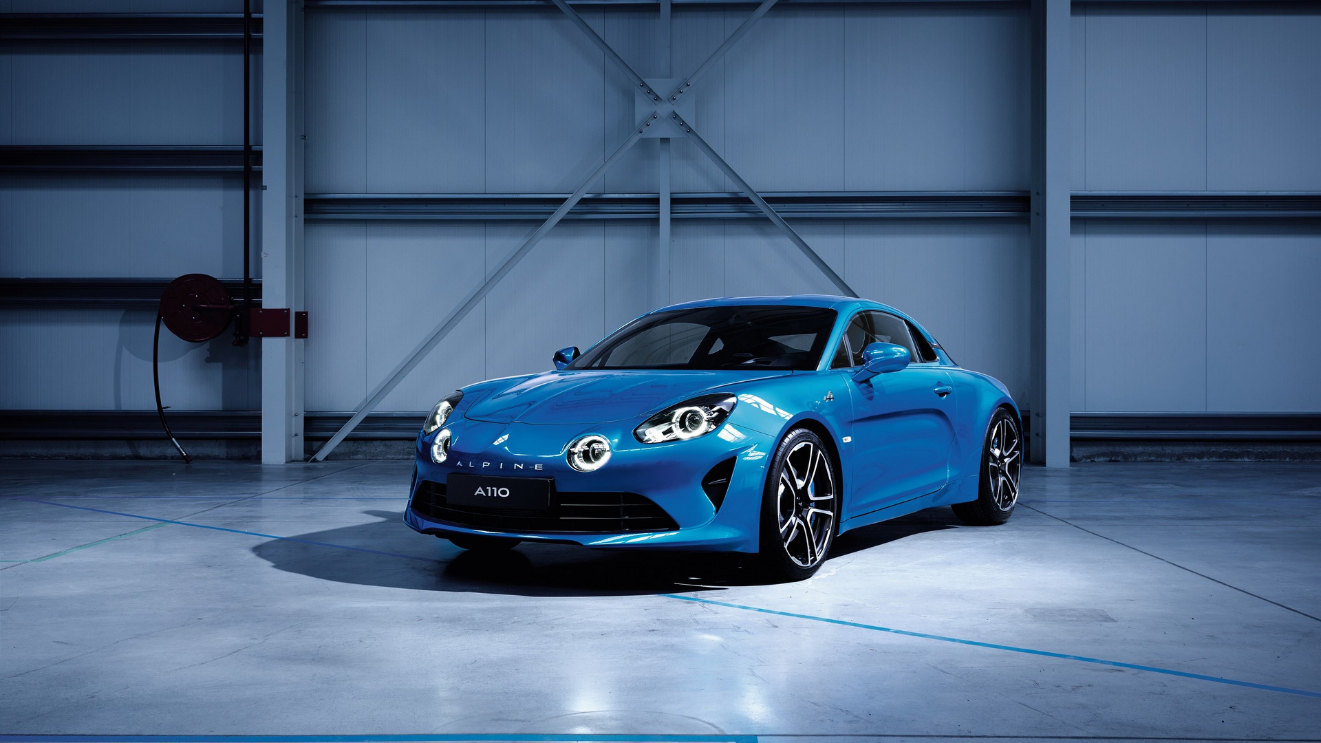 2017-alpine-a110_1.jpg