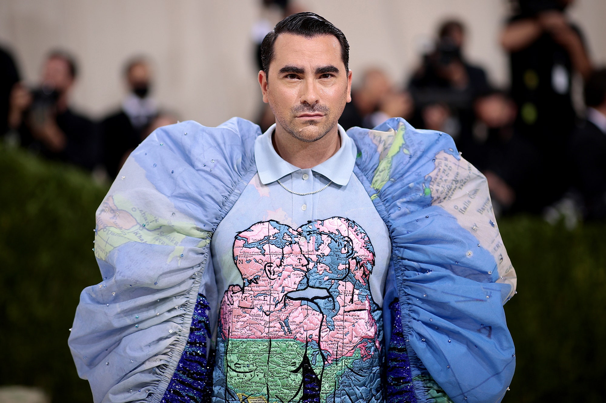 all-the-looks-met-gala-2021-dan-levy-tout.jpg