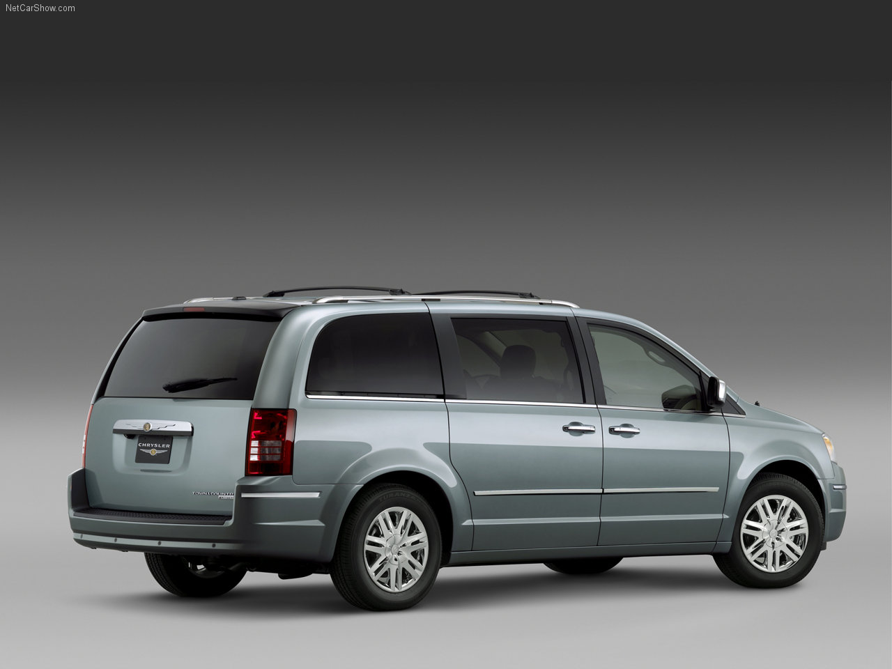 chrysler-town_and_country-2008-1280-04.jpg