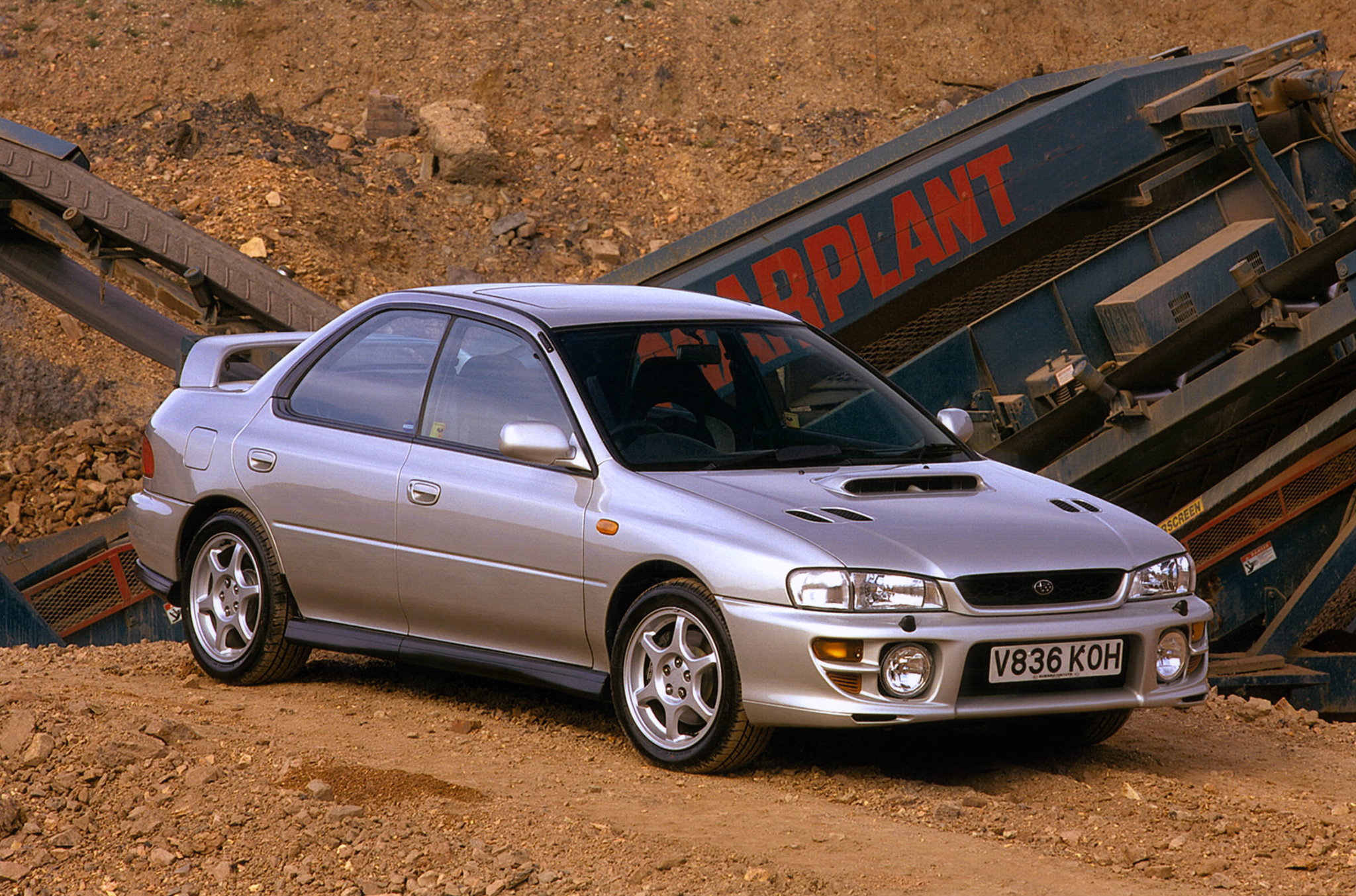 subaru_impreza_turbo_2000_awd_saloon_1.jpeg