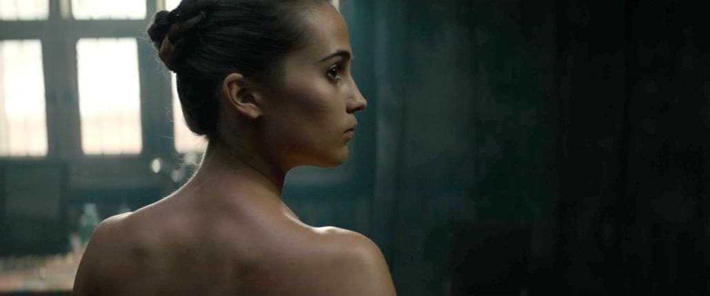 alicia-vikander-tulip-fever-meztelenség