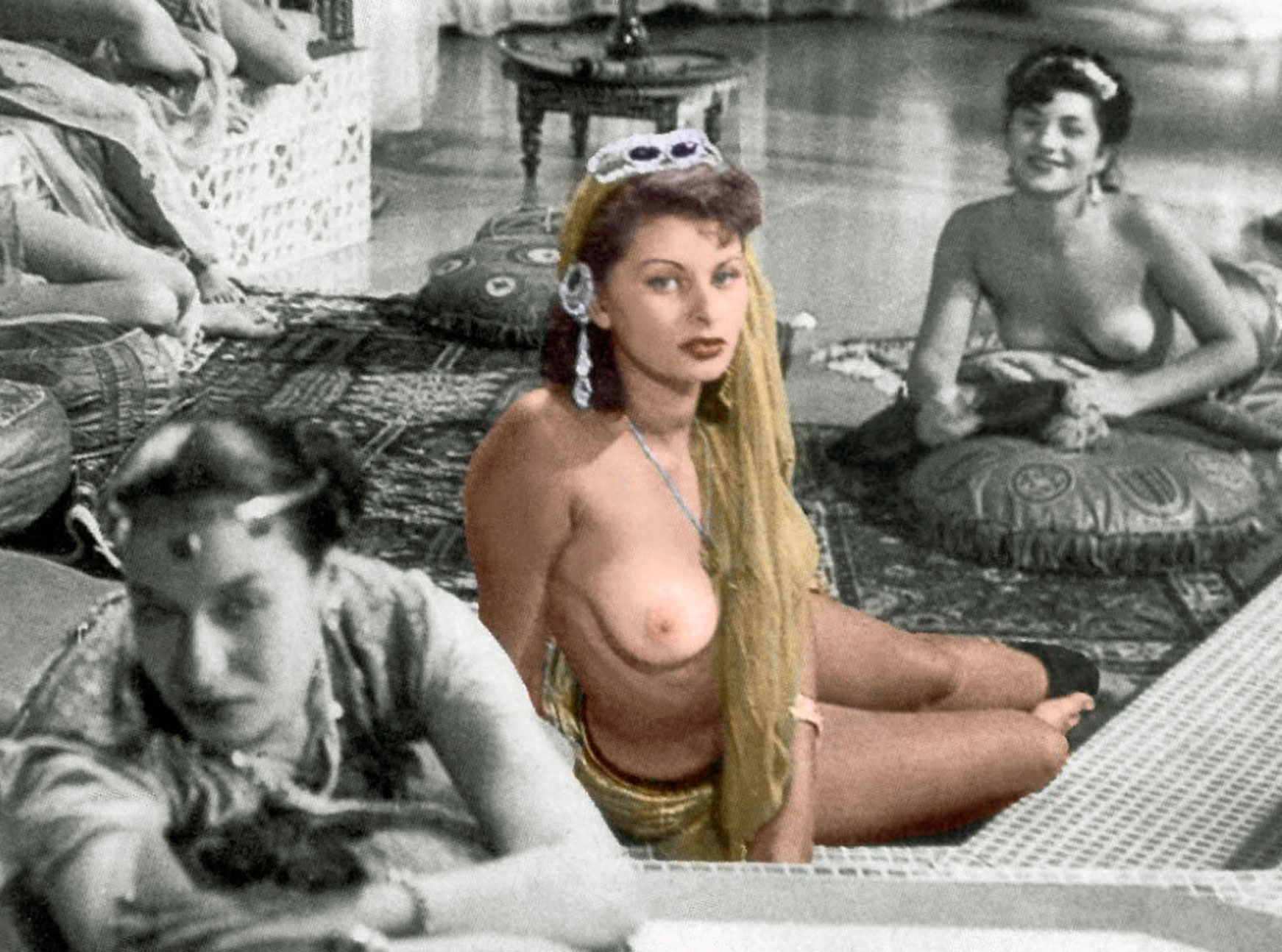 sophia-loren-nude-tits-hot-sextape-bikini-topless-ass-feet-scandalpost-28.jpg