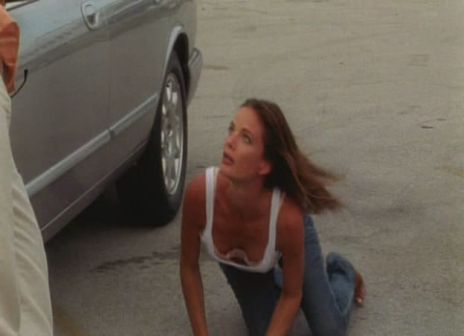 Gabrielle_Anwar-Burn_Notice_S01E02-1.jpg