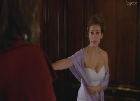 Alyssa_Milano-Castle_S2E12-02.jpg