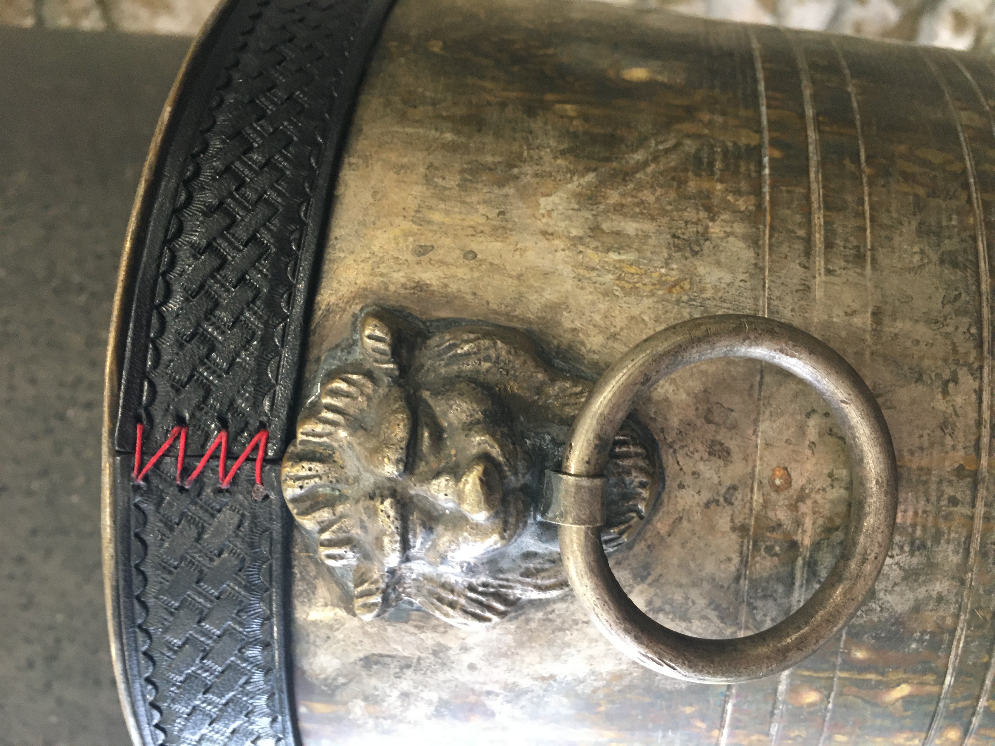 antique_lion_head_champagne_bucket_with_leather_decoration_for_sale_2.JPG