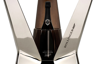 Bollinger Tribute 2019 a Moonraker Luxury Limited Edition számára