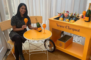 Veuve Clicquot pezsgős kocsi