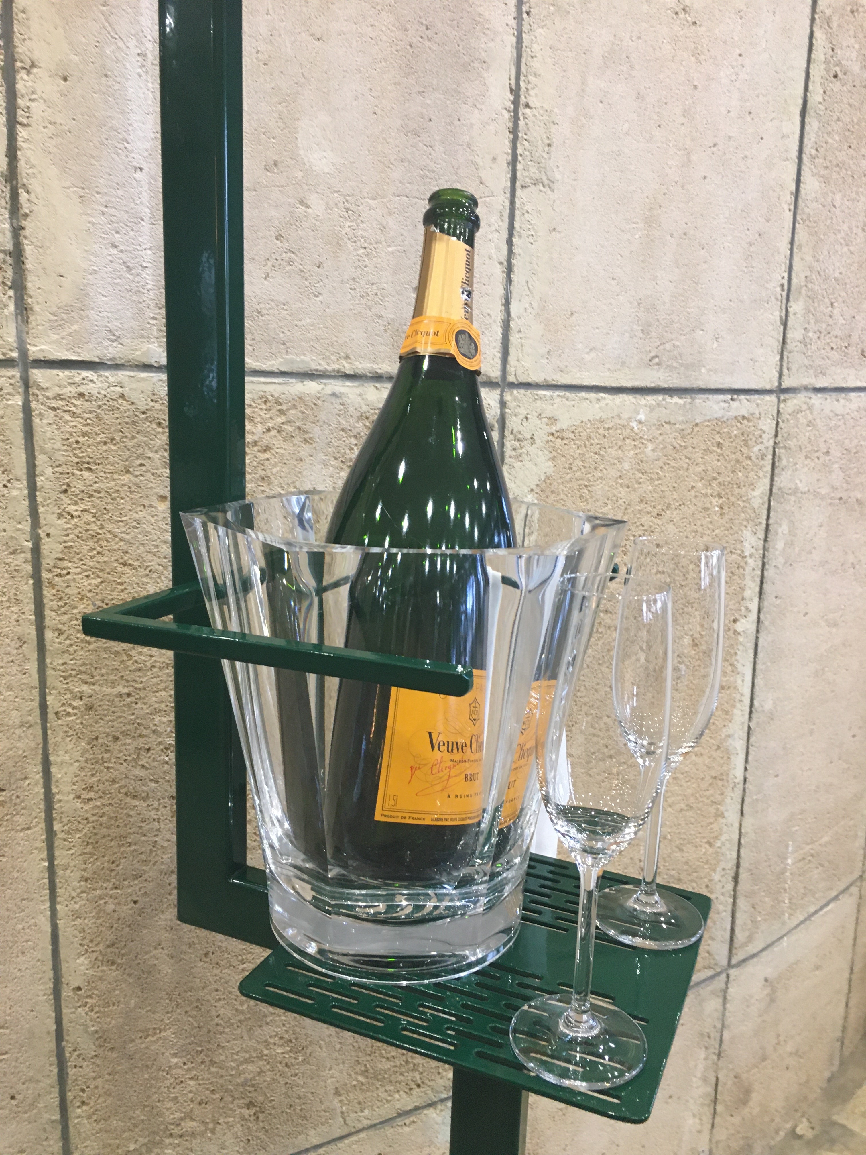 champagne_bucket_stand_cooler_holder_pezsgo_allvany_vasbol_sursum_design_7.JPG