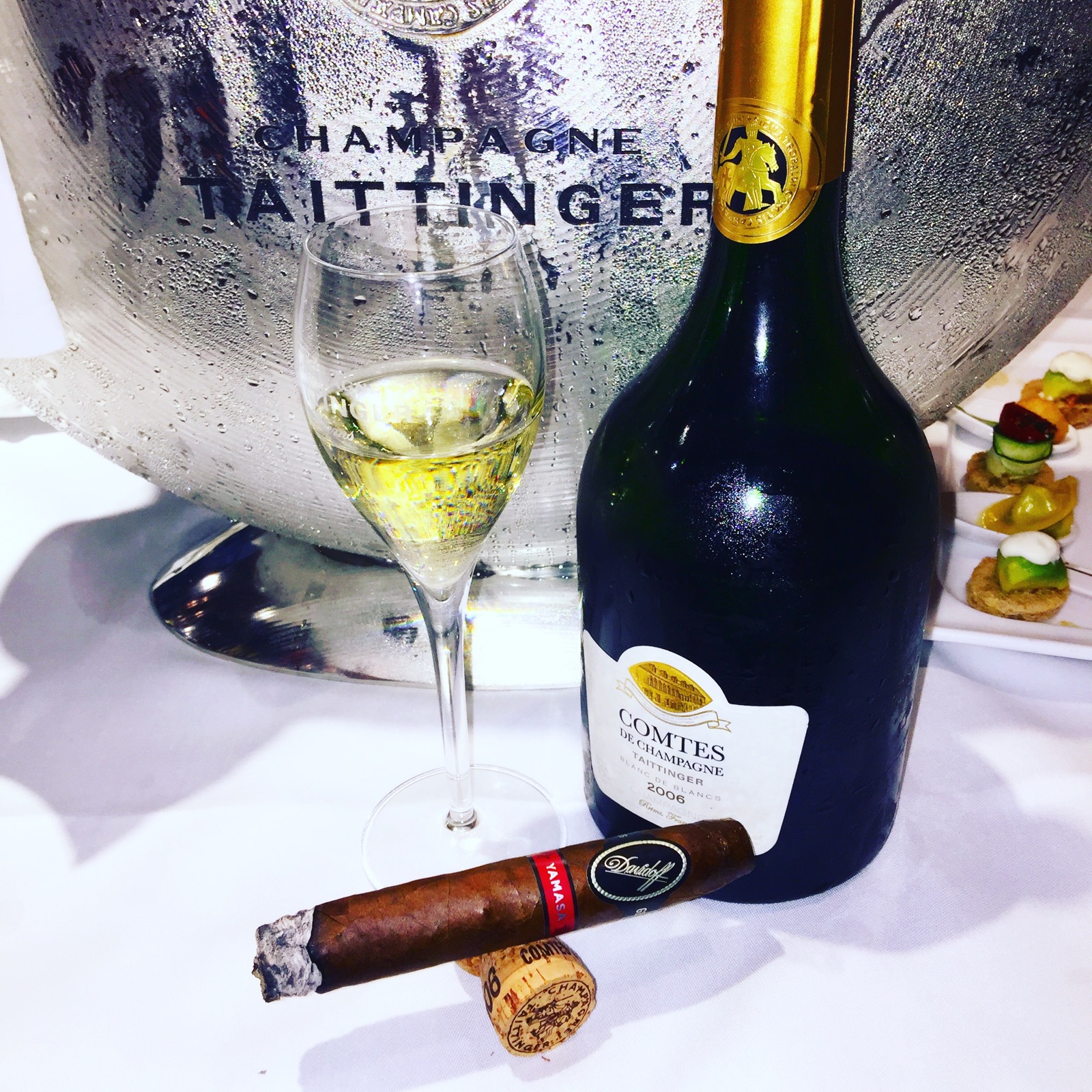 cigar_and_champagne_sursum_vivere_szivarok_es_pezsgok_parositasa_chamoagneclub_1.JPG
