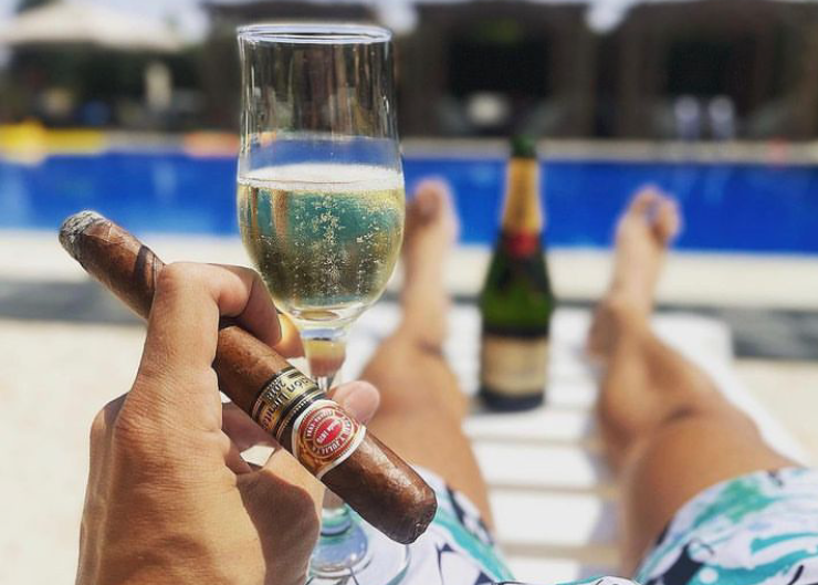 cigar_and_champagne_sursum_vivere_szivarok_es_pezsgok_parositasa_chamoagneclub_18.PNG