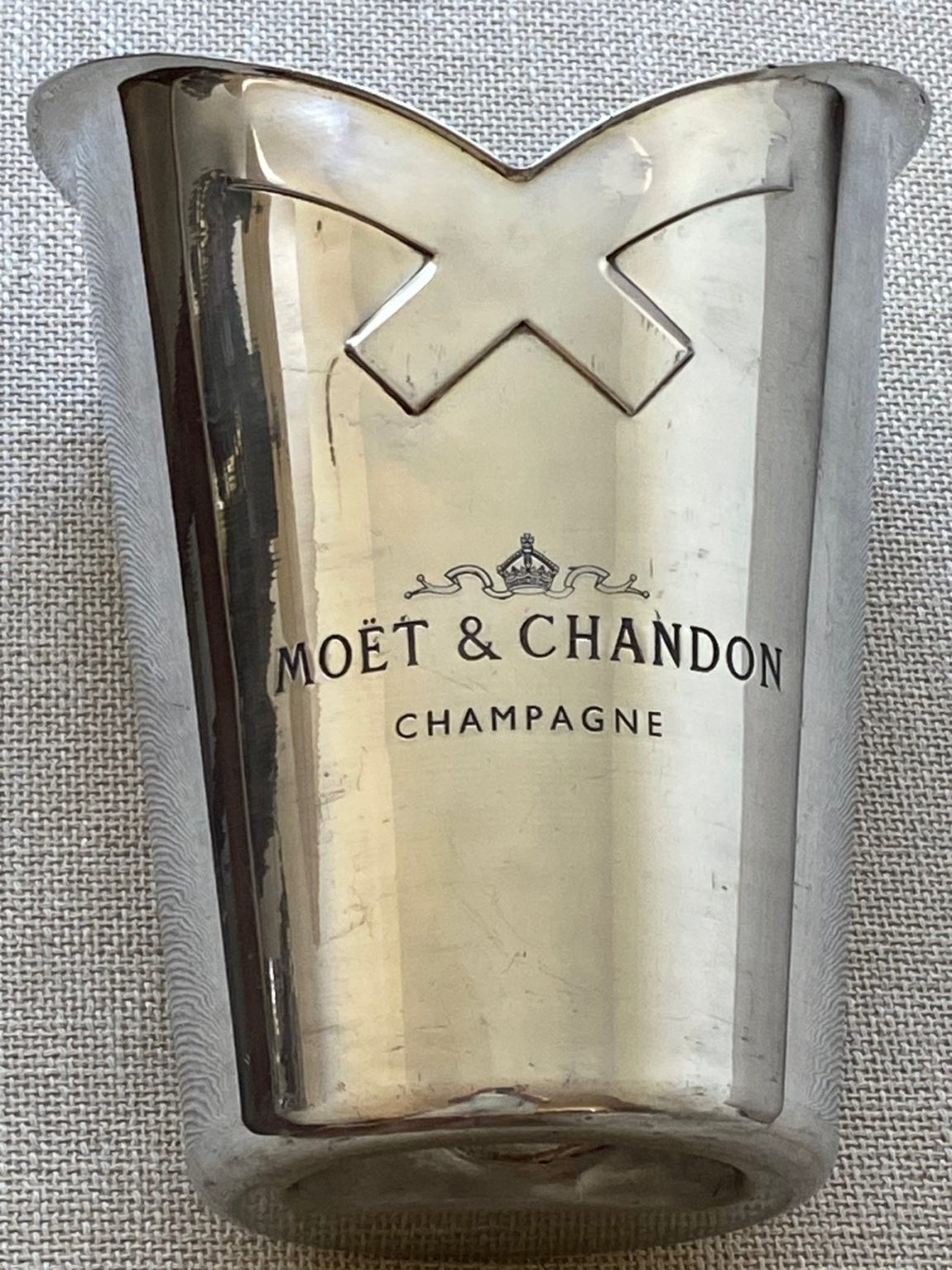 moe_t_chandon_magnum_pezsgo_s_veder.jpg