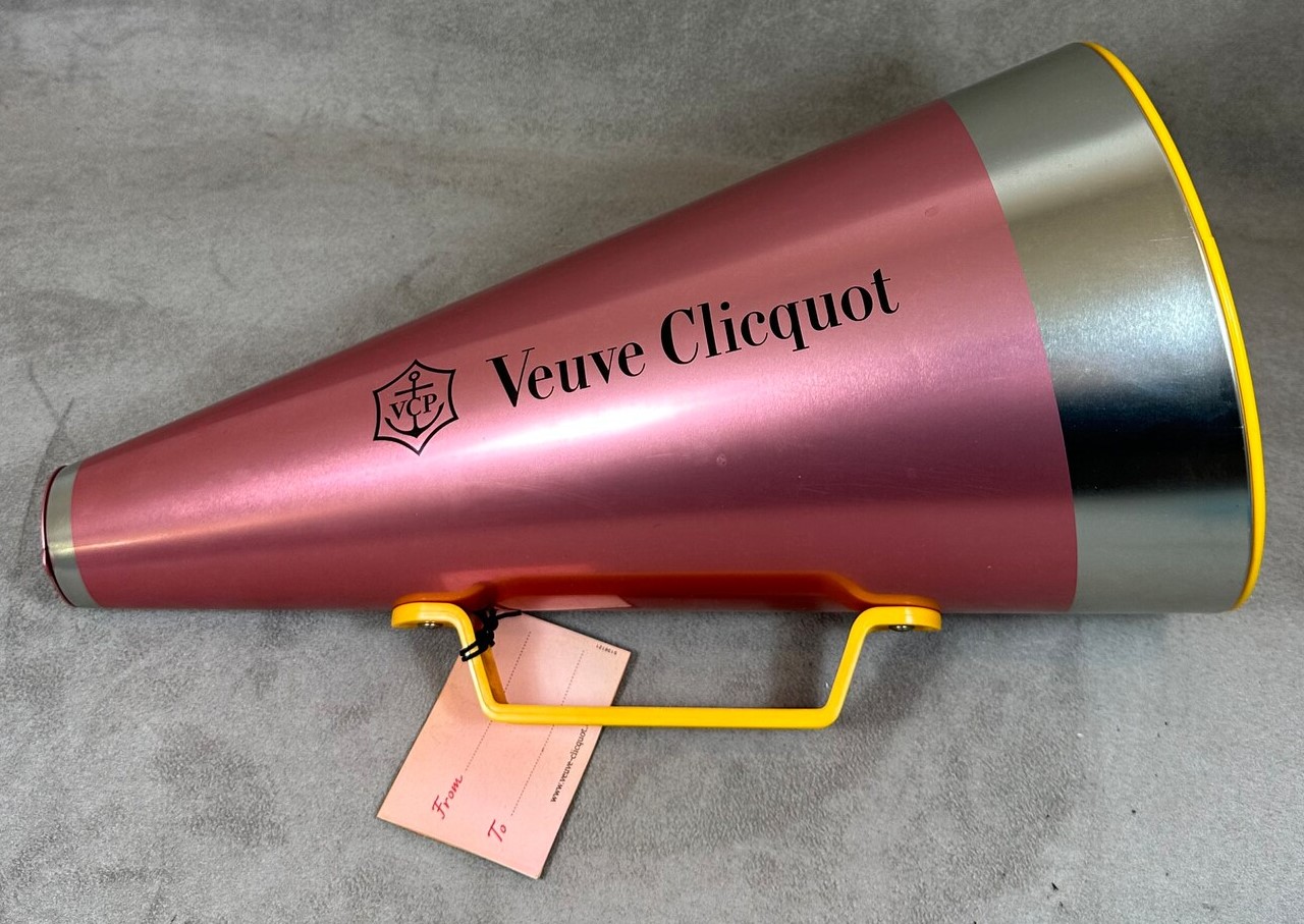 rare_veuve_clicquot_champagne_bucket_and_case_in_the_shape_of_a_pink_speaker_5.jpg