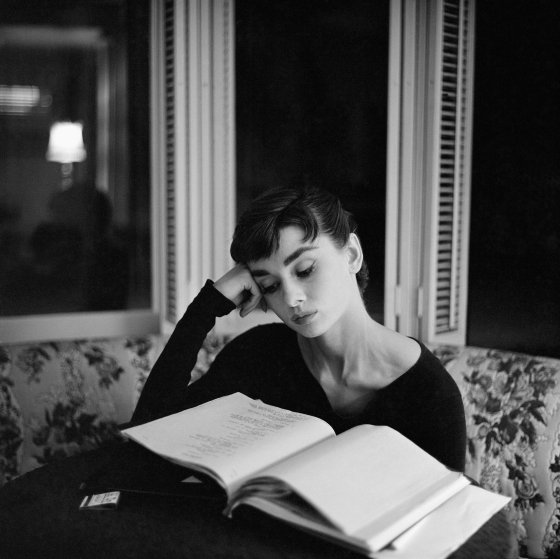 160420-audrey-hepburn-08.jpg