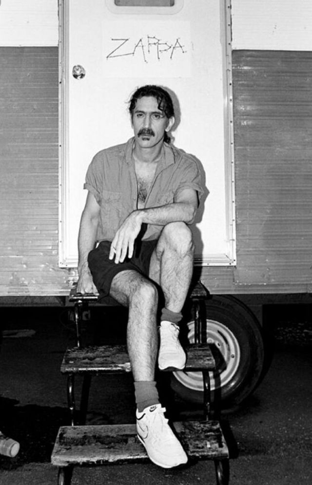 17-frank-zappa.jpg