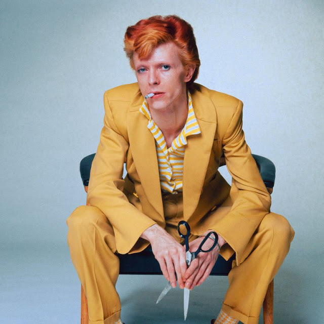 1970s-david-bowie-fashions-20.jpg