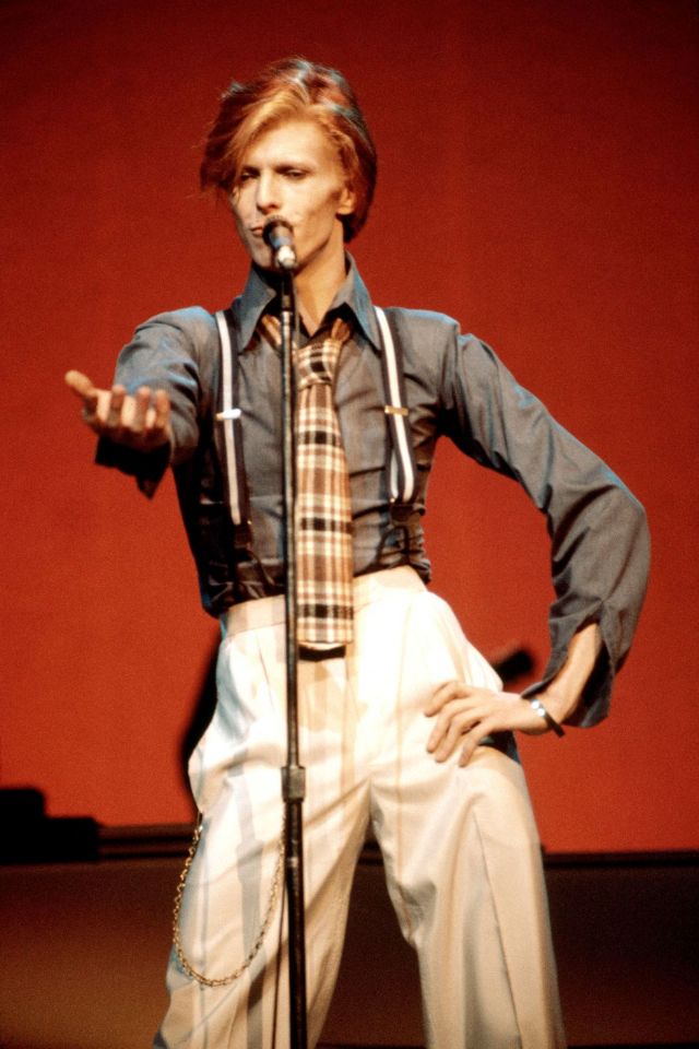 1970s-david-bowie-fashions-22.jpg