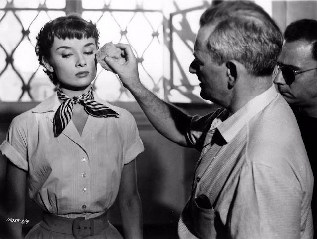 audrey_hepburn_in_roman_holiday_in_1953_11.jpg