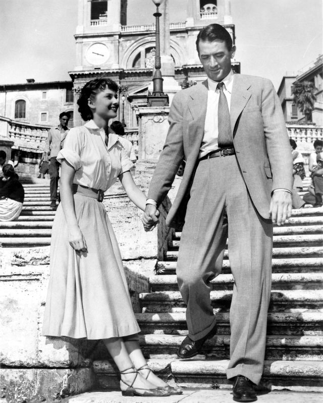 audrey_hepburn_in_roman_holiday_in_1953_17.jpg