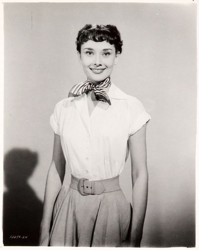 audrey_hepburn_in_roman_holiday_in_1953_43.jpg