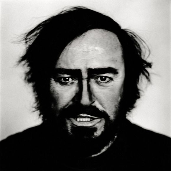 corbijn-pavarotti.jpg