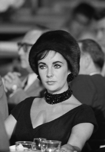 liztaylor.jpg